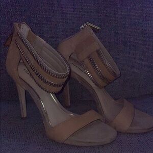 Gianni Bini Nude/Tan Stiletto Heels with Zipper Accents